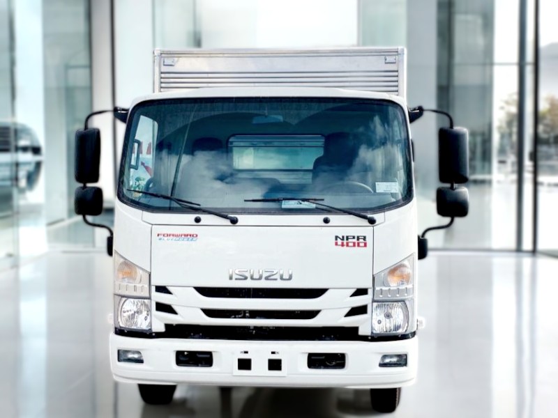 XE TẢI ISUZU NPR85KE4 3.5 TẤN THÙNG KÍN - Ảnh 2