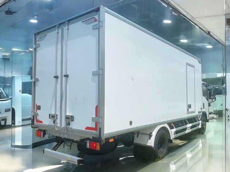 XE TẢI ISUZU NQR75LE4 5 TẤN THÙNG BẢO ÔN - Ảnh 6