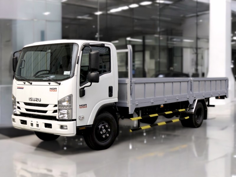 XE TẢI ISUZU NQR75ME4 5.5 TẤN THÙNG LỬNG - Ảnh 3