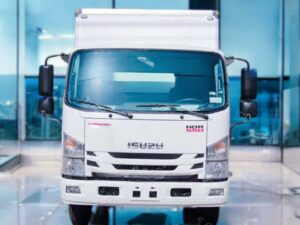 Alternative view of XE TẢI ISUZU NQR75ME4 5 TẤN THÙNG BẢO ÔN