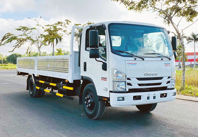 XE TẢI ISUZU NQR75ME4 6 TẤN THÙNG LỬNG - Ảnh 3