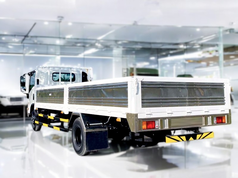 XE TẢI ISUZU NQR75ME4 5 TẤN THÙNG LỬNG - Ảnh 6