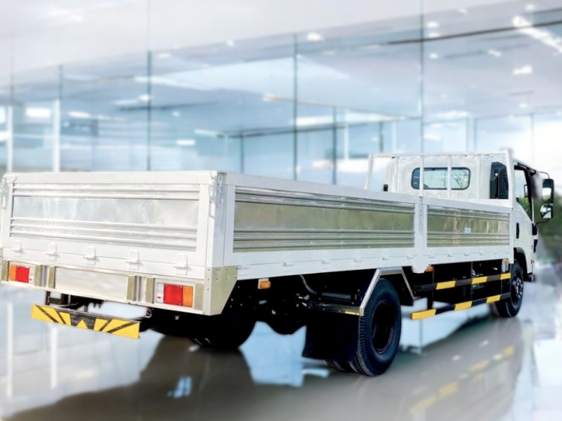 XE TẢI ISUZU NQR75ME4 5 TẤN THÙNG LỬNG - Ảnh 7