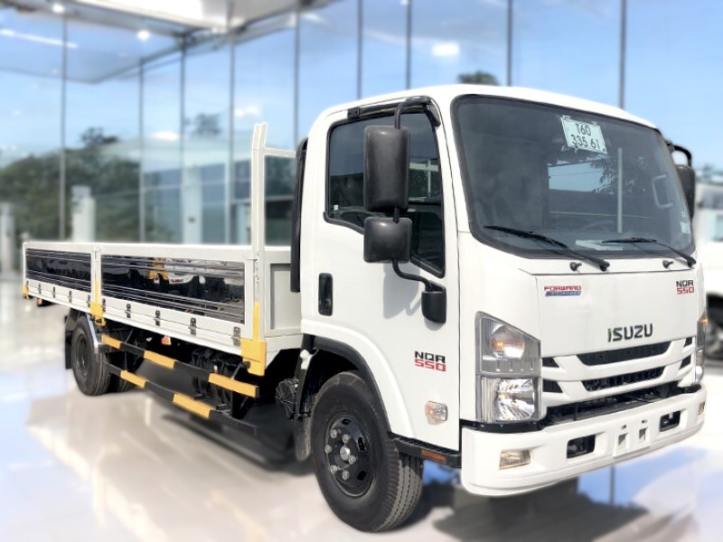 XE TẢI ISUZU NQR75ME4 5 TẤN THÙNG LỬNG - Ảnh 4
