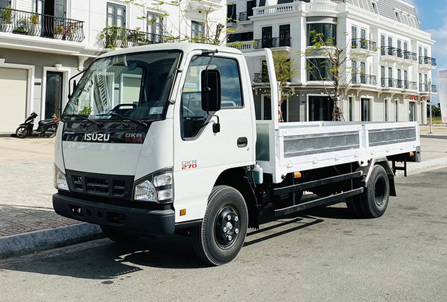 XE TẢI ISUZU QKR77HE4 1.9 TẤN THÙNG LỬNG - Ảnh 3