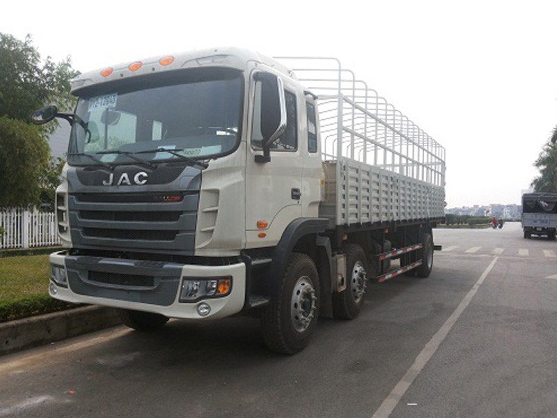 XE TẢI FAW THÙNG KÍN 6.8 TẤN ĐỘNG CƠ YUCHAI - Ảnh 5