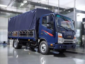 Alternative view of XE TẢI JAC N250 2.25 TẤN THÙNG MUI BẠT ĐỘNG CƠ ISUZU
