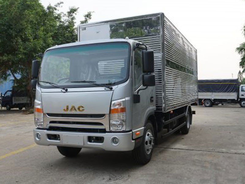 XE TẢI JAC N650 5E 6.5 TẤN THÙNG KÍN ĐỘNG CƠ CUMMINS - Ảnh 2